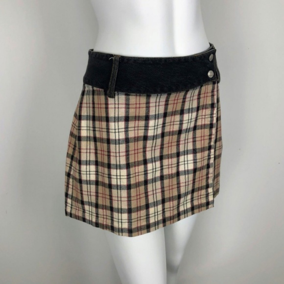 Guess Dresses & Skirts - Guess Jeans Kilt Skirt Vintage Plaid Flannel Check